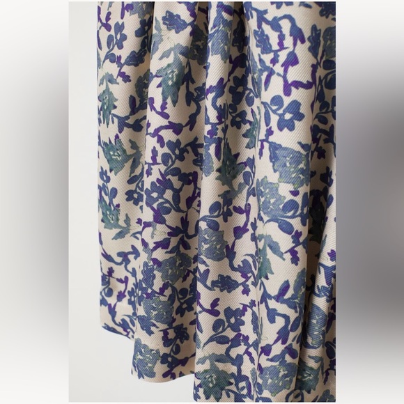 H&M Floral Patterned High waist Pleated short beige Cream blue viscose US 2 NWT - Picture 4 of 16